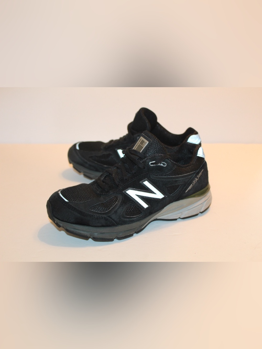 New Balance 990v4 Women’s Shoes Size 9B